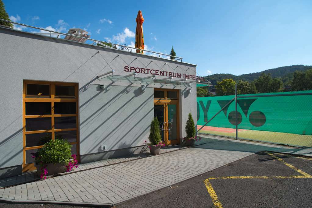 Spa Hotel Imperial Karlovy Vary Ngoại thất bức ảnh Sportcentrum